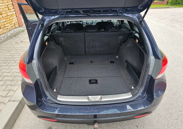 Hyundai i40 cena 40400 przebieg: 188000, rok produkcji 2015 z Ciechanowiec małe 781